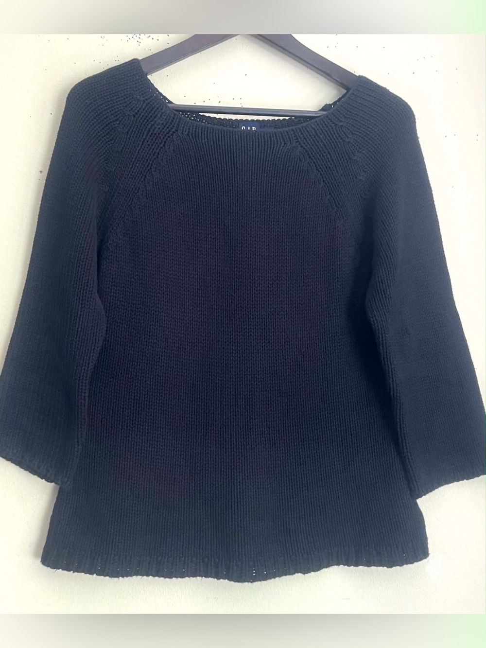 GAP Women's Black Scoop Neck Knit Sweater